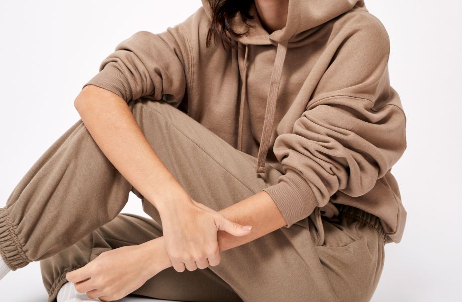 joggers set manufacturer